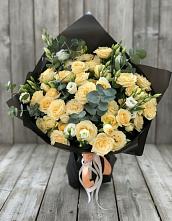 Букет цветов из:  Розы и Лизиантусы #REPLACE_PRED# Курсаково