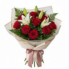 Букет цветов из:  Лилии и Розы в Курсаково