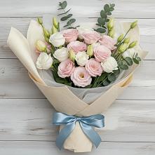 Букет цветов из:  Лизиантусы #REPLACE_PRED# Курсаково