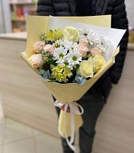 Букет цветов из:  Альстромерии, Розы и Хризантемы в Курсаково