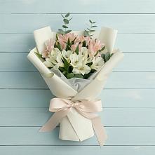 Букет цветов из:  Альстромерии в Курсаково