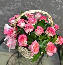 Цветочная композиция из Розы в корзине в Курсаково