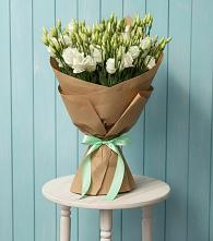 Букет цветов из:  Лизиантусы в Курсаково