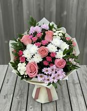 Букет цветов из:  Альстромерии, Гвоздики, Розы и Хризантемы в Курсаково
