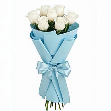 Букет 7 белых роз Проуд в Курсаково