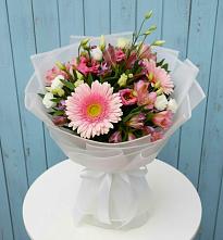 Букет цветов из:  Герберы, Альстромерии и Лизиантусы в Курсаково